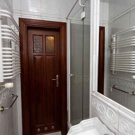 Центр. Вулиця Липова. 3 Кімнати Appartement Ternopil Buitenkant foto