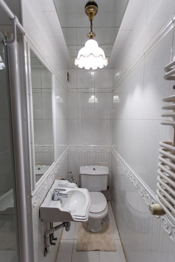 Центр. Вулиця Липова. 3 Кімнати Appartement Ternopil Buitenkant foto